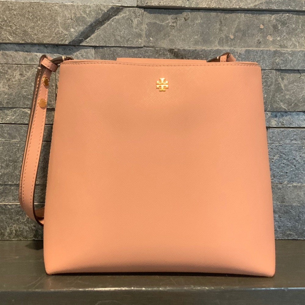 Tory Burch pink adjustable crossbody to shoulder bag in Saffiano leather